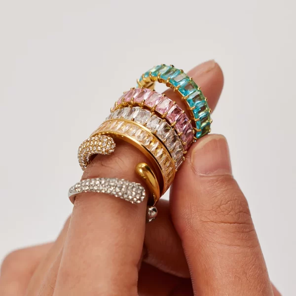 Uworld Stainless Steel 18K Gold-Plated Inlaid Shell Ring Statement Metal Texture Fashion Finger Joyería Acero Inoxidable Mujer - Image 2