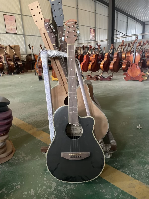 Inventory defect: Original acoustic guitar, level 24, 6 strings, defective. Be cautious when taking imperfect photos - Image 4