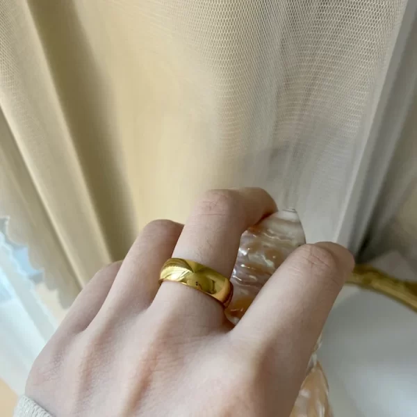fashion luxury golden engagement wedding ring couple ring simple fashion style fine jewelry anniversary gift men and women ring