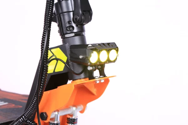 2025 new electric scooter 6000w dual motors maximum speed 85 km/h 11 inch off road tires with shock absorbers foldable scooter