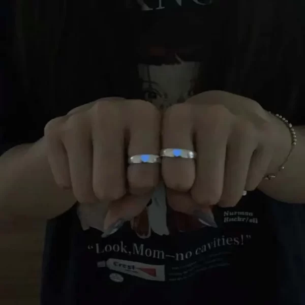 fashion blue love heart luminous ring for women men retro glow in dark silver color adjustable couple finger rings jewelry gift